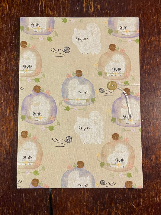 2026 Hardcover Diary A4 Week-to-View : Terrarium Cats