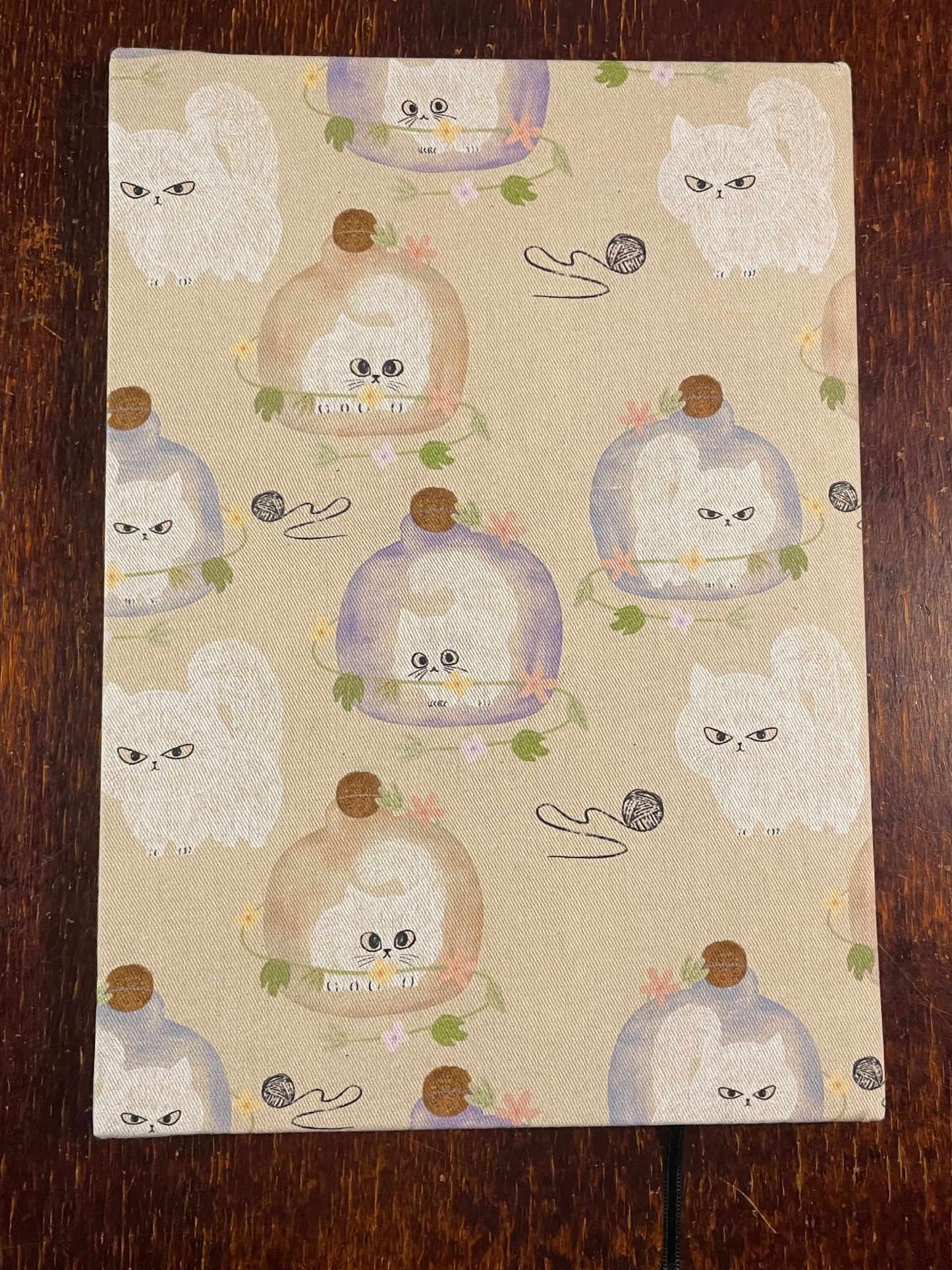 2026 Hardcover Diary A4 Week-to-View : Terrarium Cats