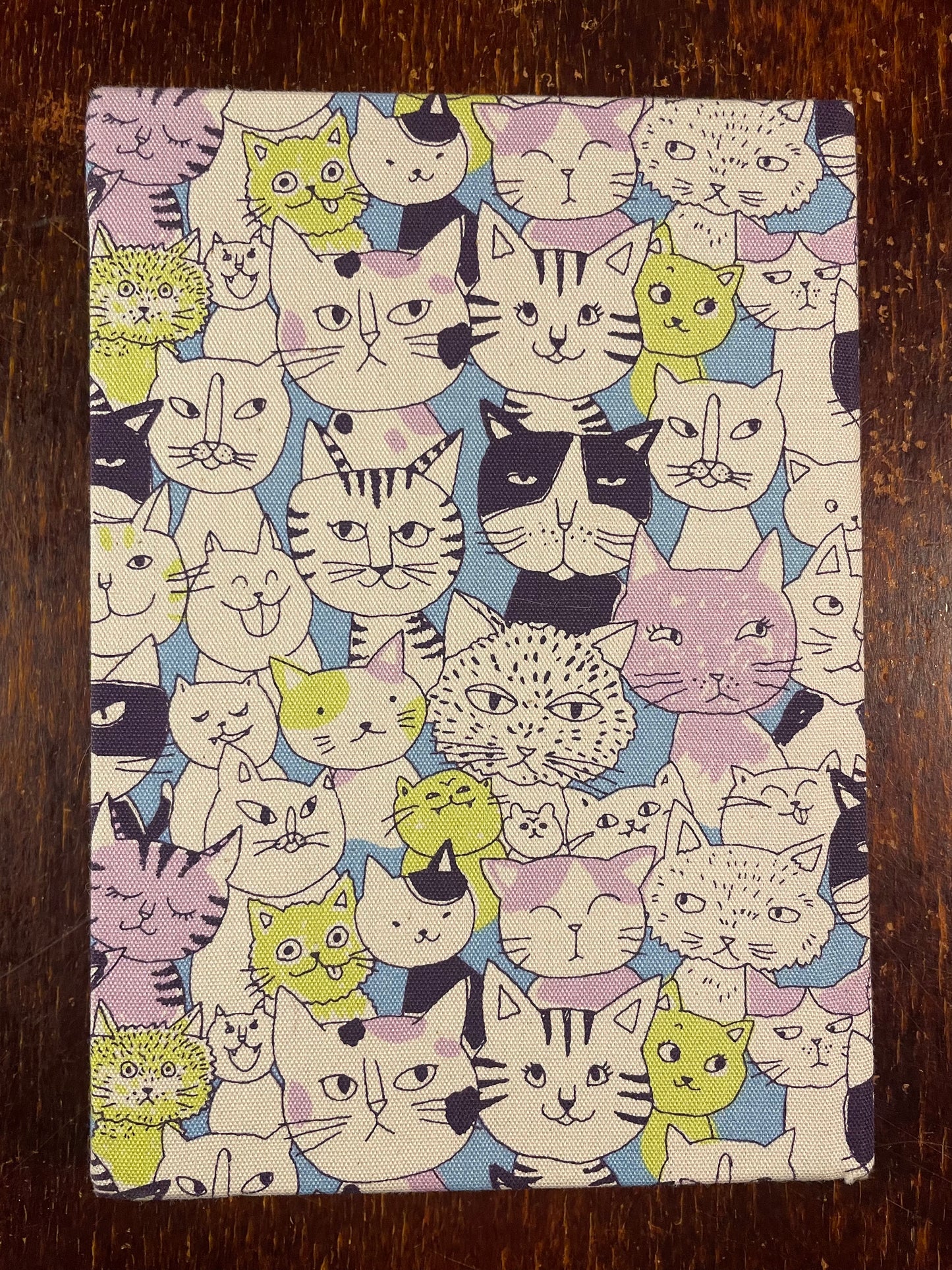 2026 Hardcover Diary A5 Day-to-Page : Cat Crowd on Blue