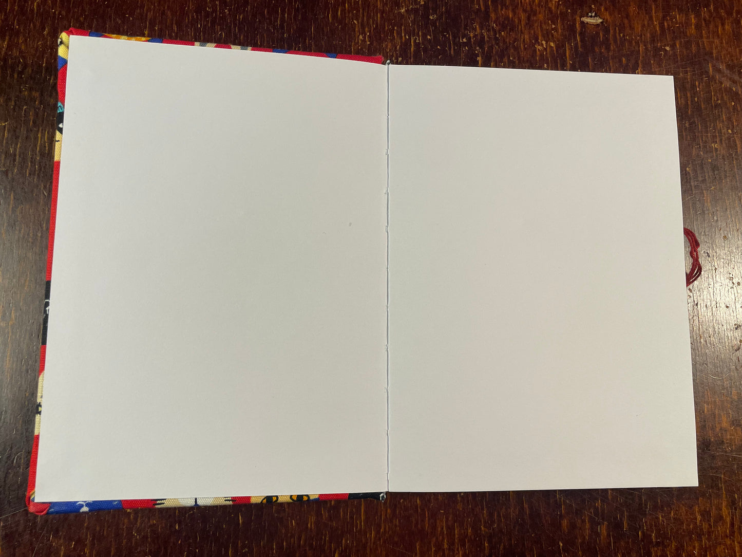 Sketchbook : Cats Faces on Red