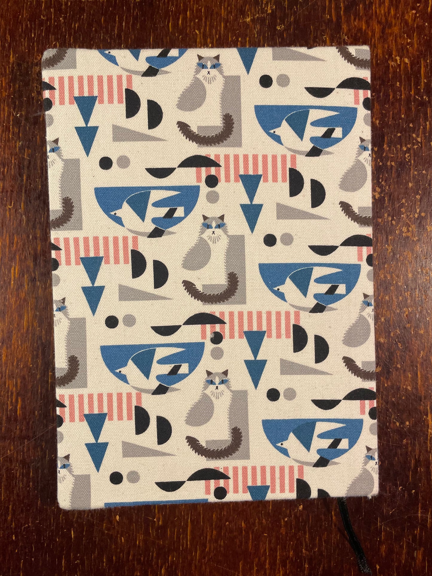 2026 Hardcover Diary A5 Week-to-View : Finnish Cats