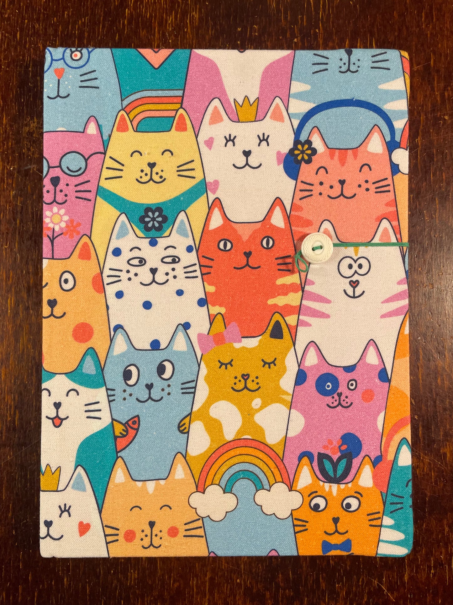 Sketchbook Large : Colourful Cat Crowd