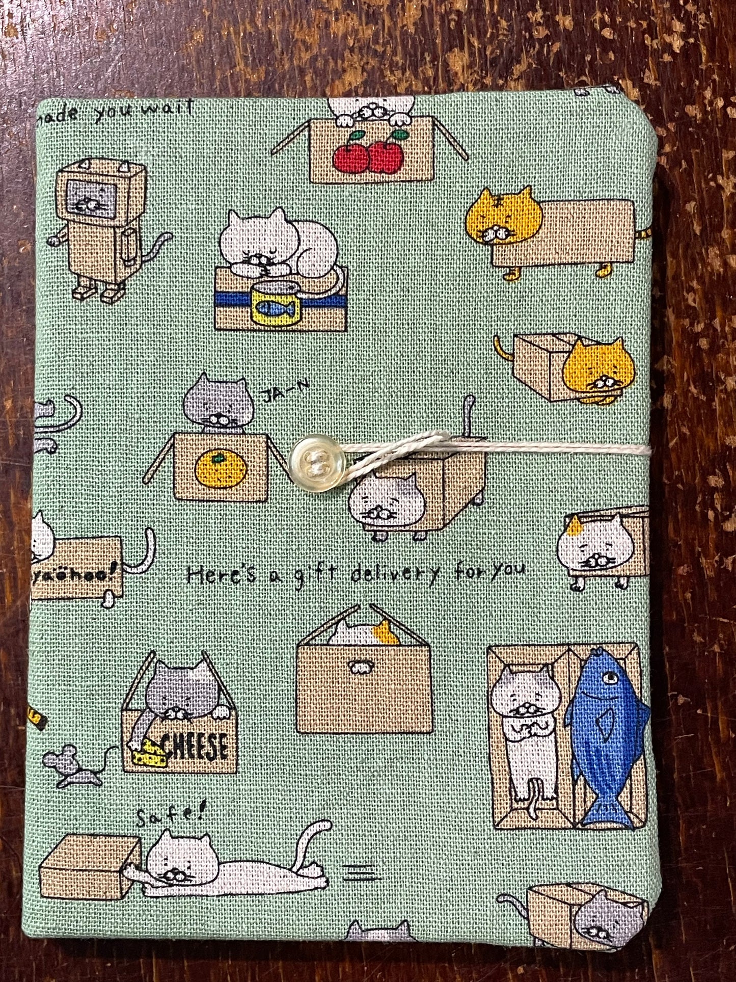 2026 Diary Pocket : Cats in Boxes on Mint