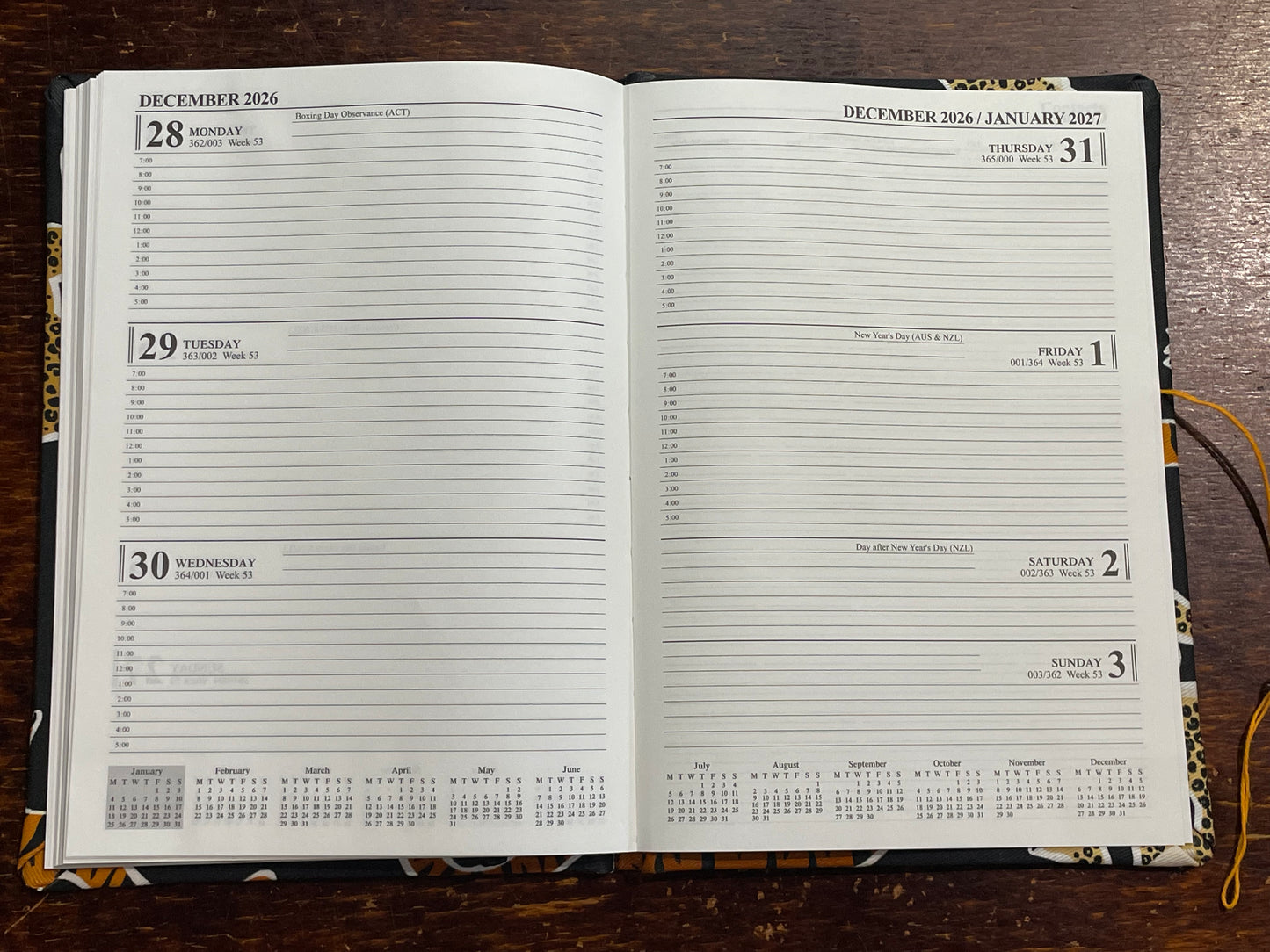 2026 Hardcover Diary A5 Week-to-View : Finnish Cats