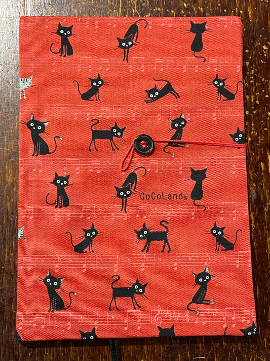 2026 Hardcover Diary A5 Week-to-View : Black Cats on Red Music