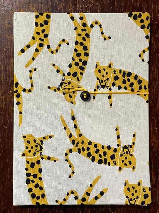 2026 Hardcover Diary A5 Week-to-View : Leopards