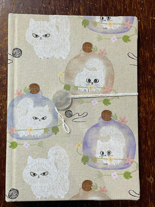 2026 Hardcover Diary A5 Day-to-Page : Terrarium Cats